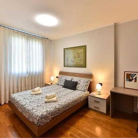 Caseospitali - Masai Mara, Elegante Bilocale Con Ampio Balcone * Cernusco Sul Naviglio