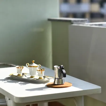 Caseospitali - Masai Mara, Elegante Bilocale Con Ampio Balcone Cernusco Sul Naviglio