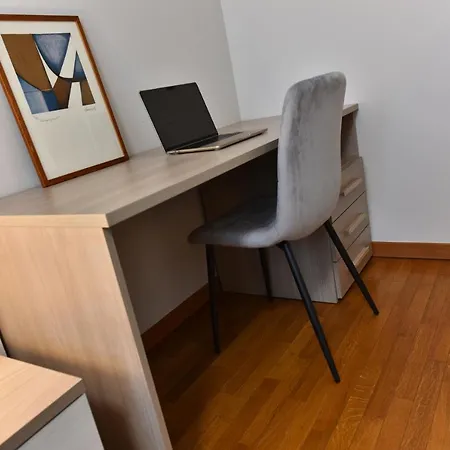 Caseospitali - Masai Mara, Elegante Bilocale Con Ampio Balcone Cernusco Sul Naviglio