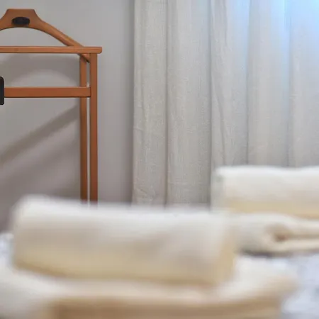 Appartamento Caseospitali - Masai Mara, Elegante Bilocale Con Ampio Balcone *