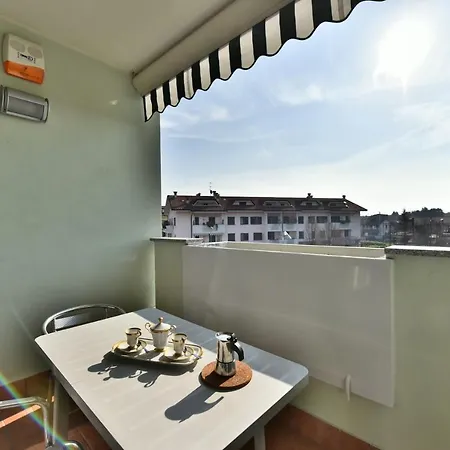Apartment Caseospitali - Masai Mara, Elegante Bilocale Con Ampio Balcone Cernusco Sul Naviglio