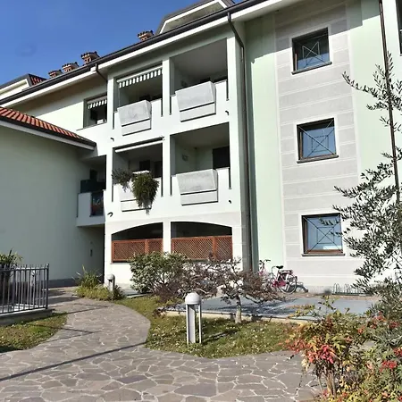 Caseospitali - Masai Mara, Elegante Bilocale Con Ampio Balcone Cernusco Sul Naviglio